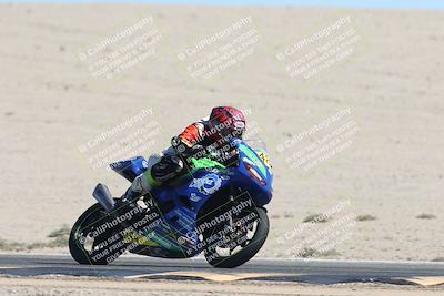 media/Oct-05-2025-CVMA (Sun) [[beeef4f201]]/Race 11-500-400(4)-350 Supersport/
